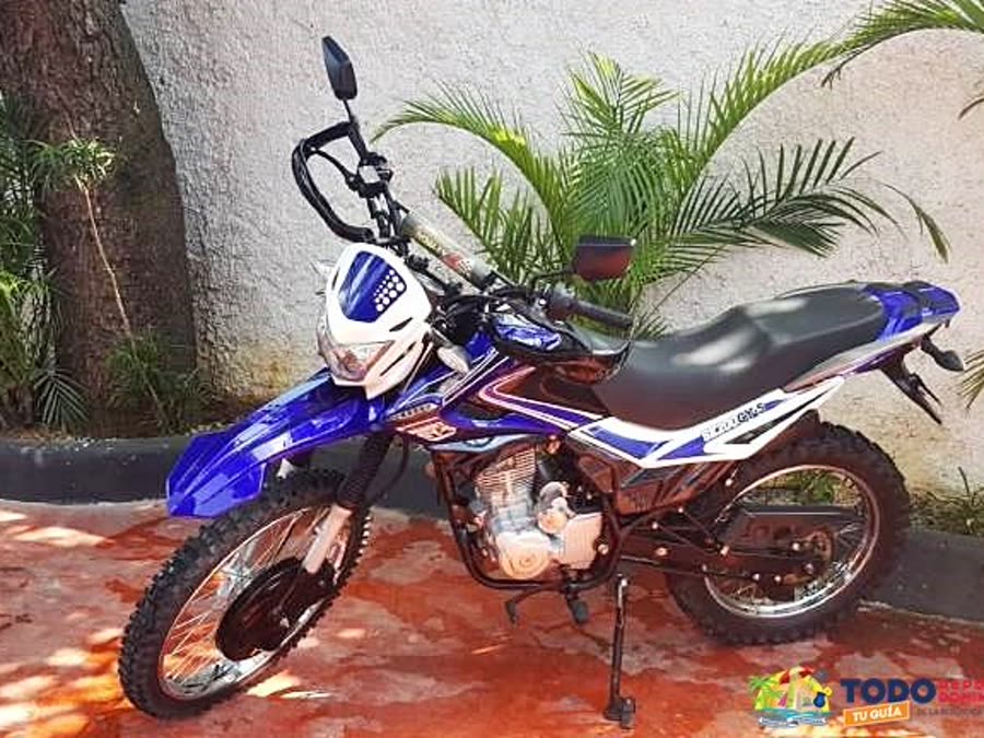 Motos