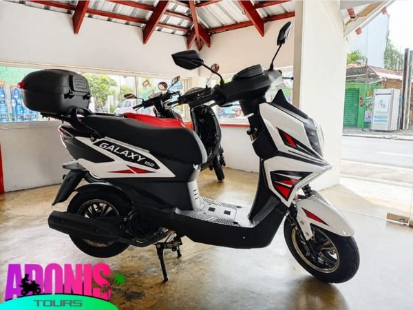Scooters et motos
